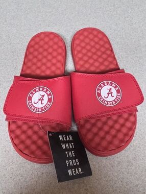 Crimson Tide Men's Red Slide Sandals